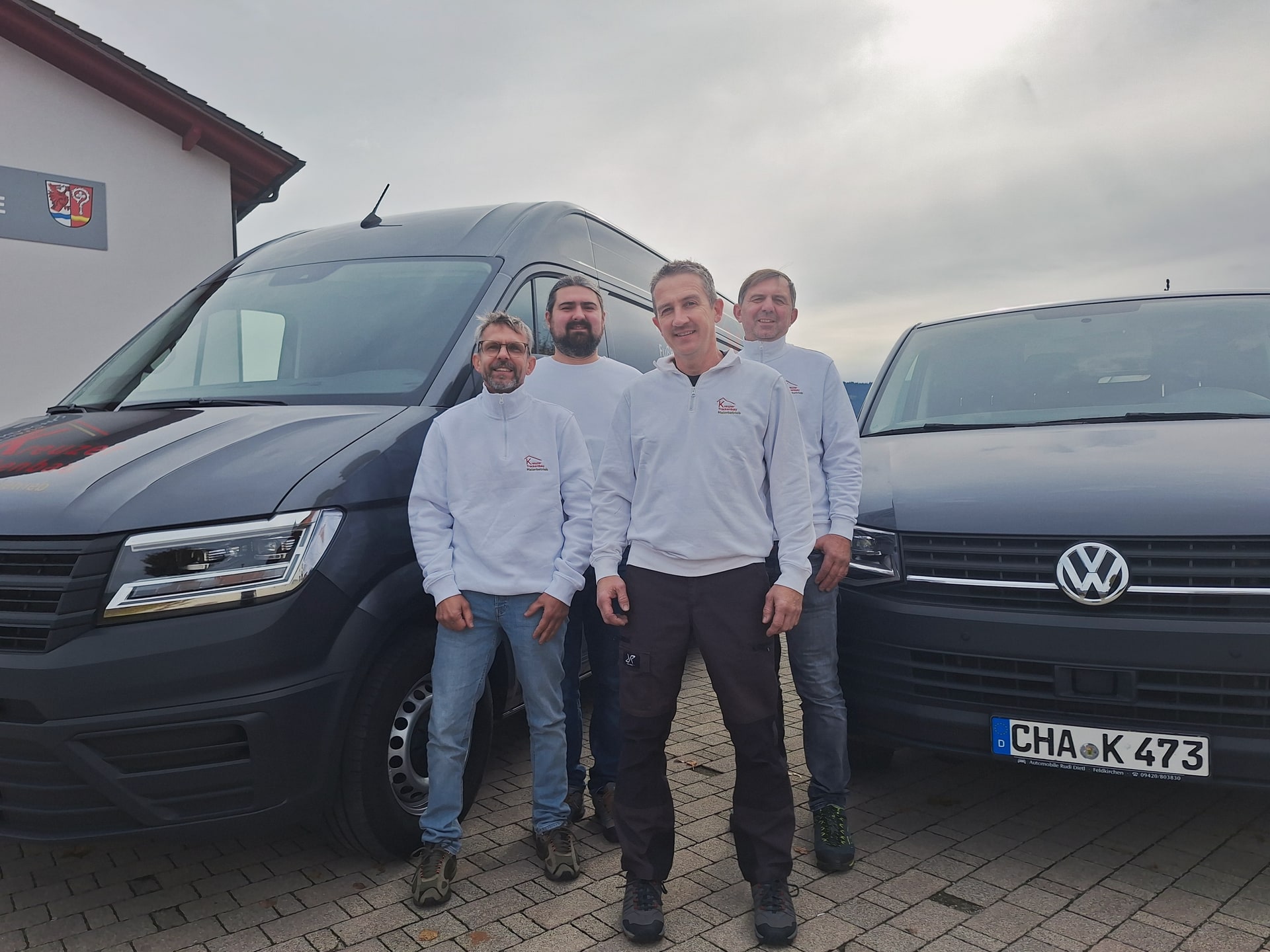 Das Team von Kreuzer Trockenbau & Malerbetrieb